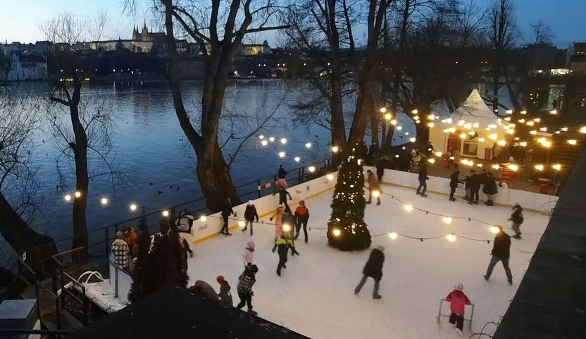 FamilyfriendlyPrague: Where to go with children in Prague: Ice Skating in Prague